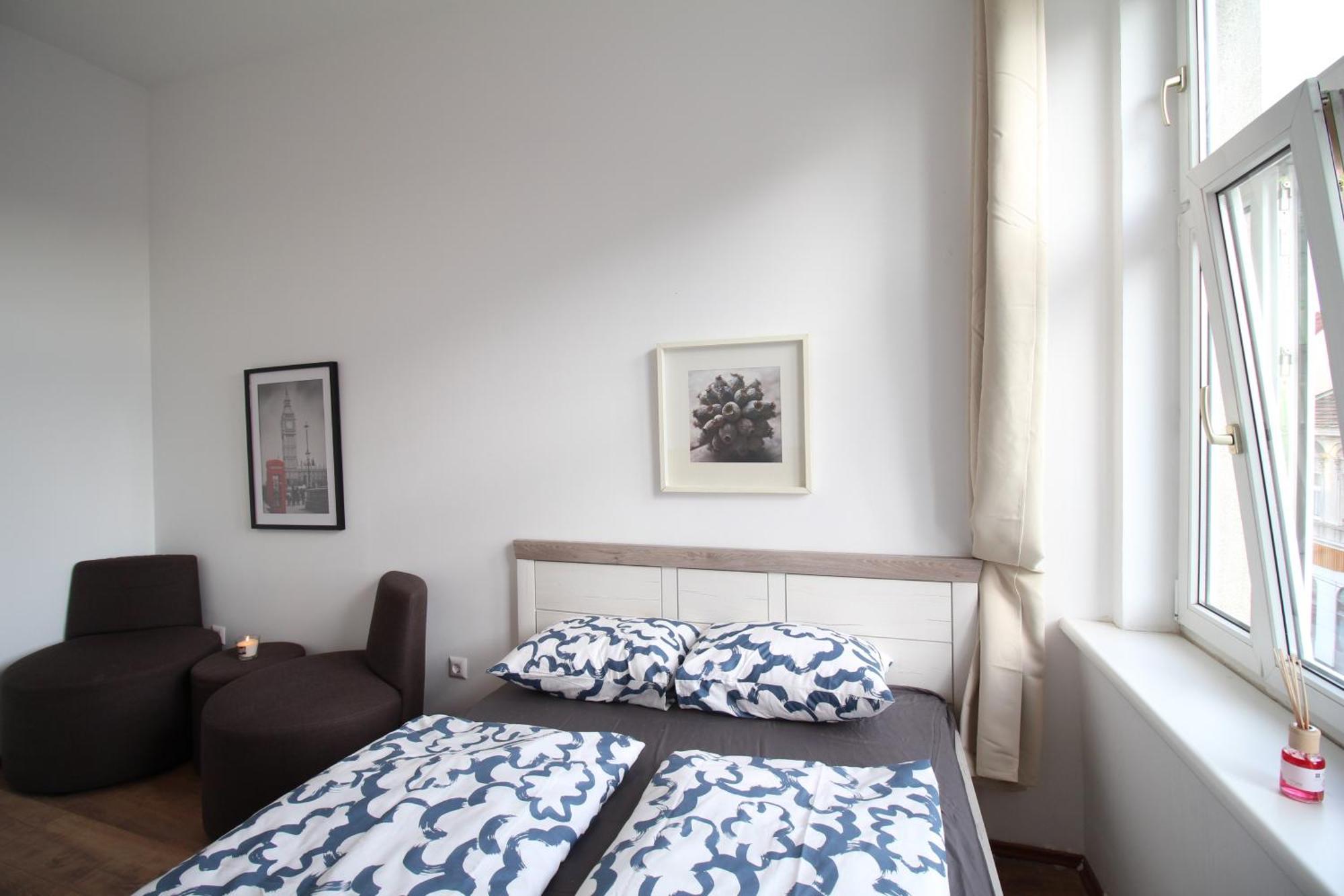 Spacious In Liesing Area Lv6 Apartment Vienna