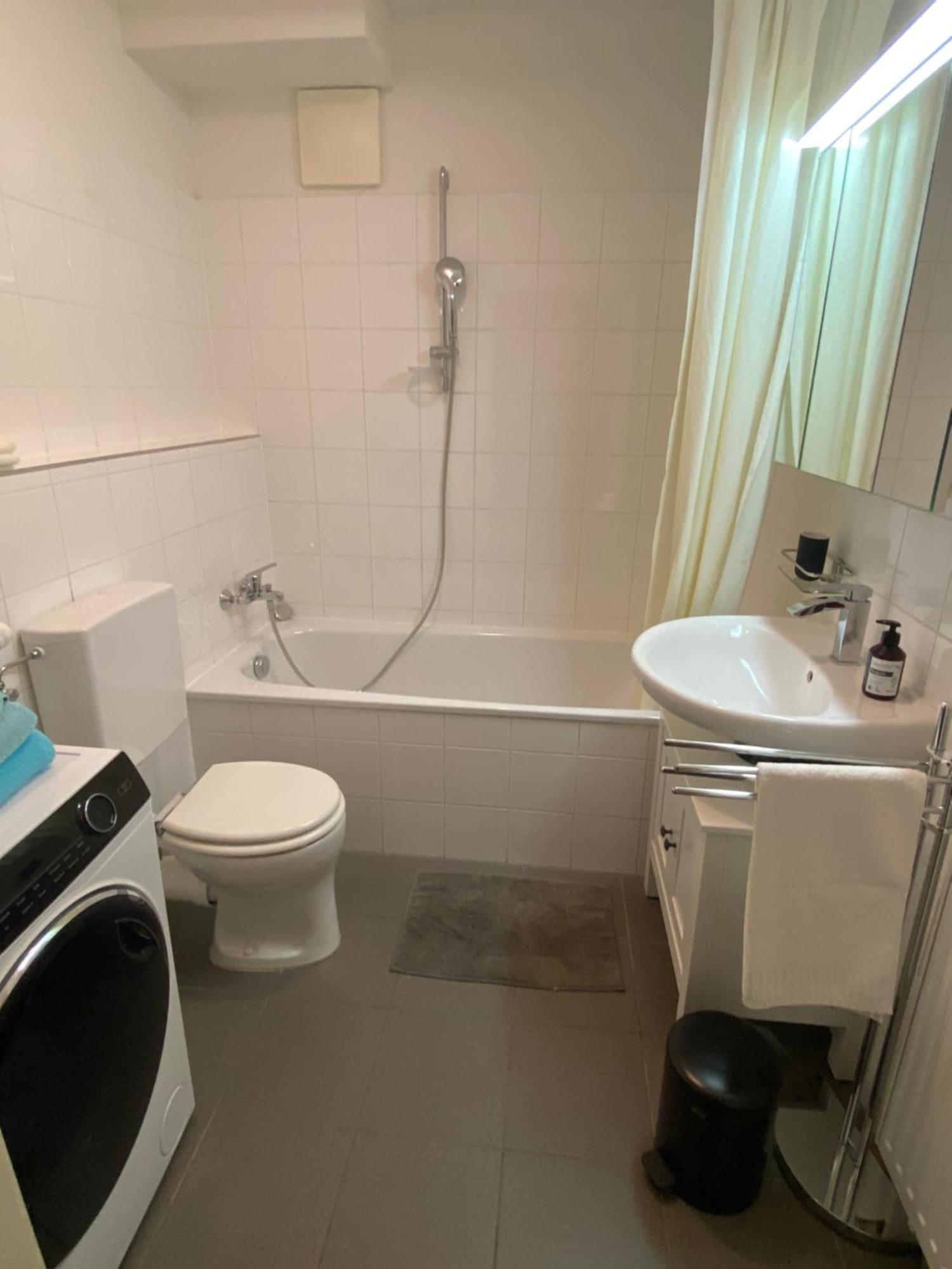 Charmante Naehe Zentrum Apartamento