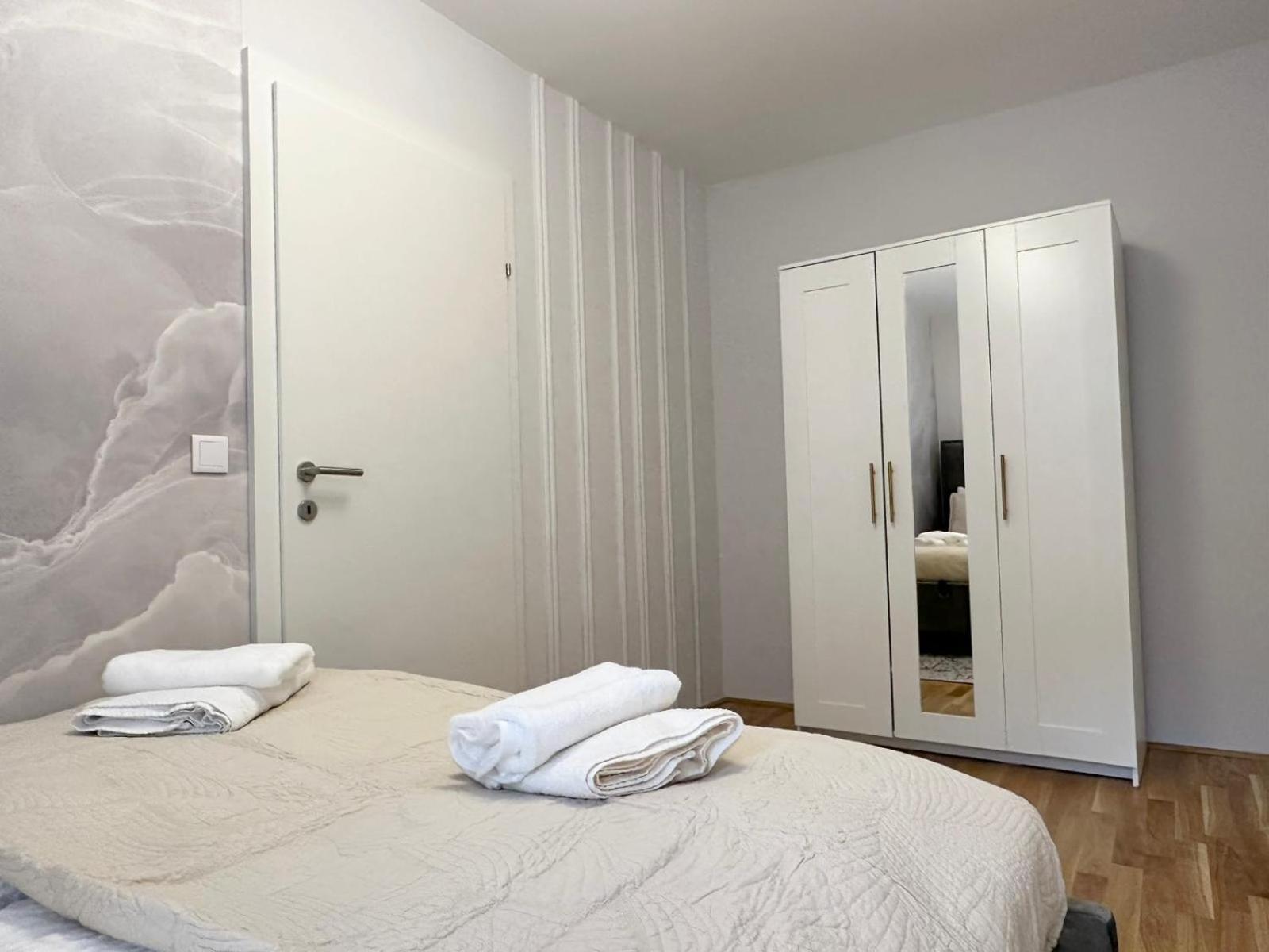 Modern I Parking I Apartment Vienna