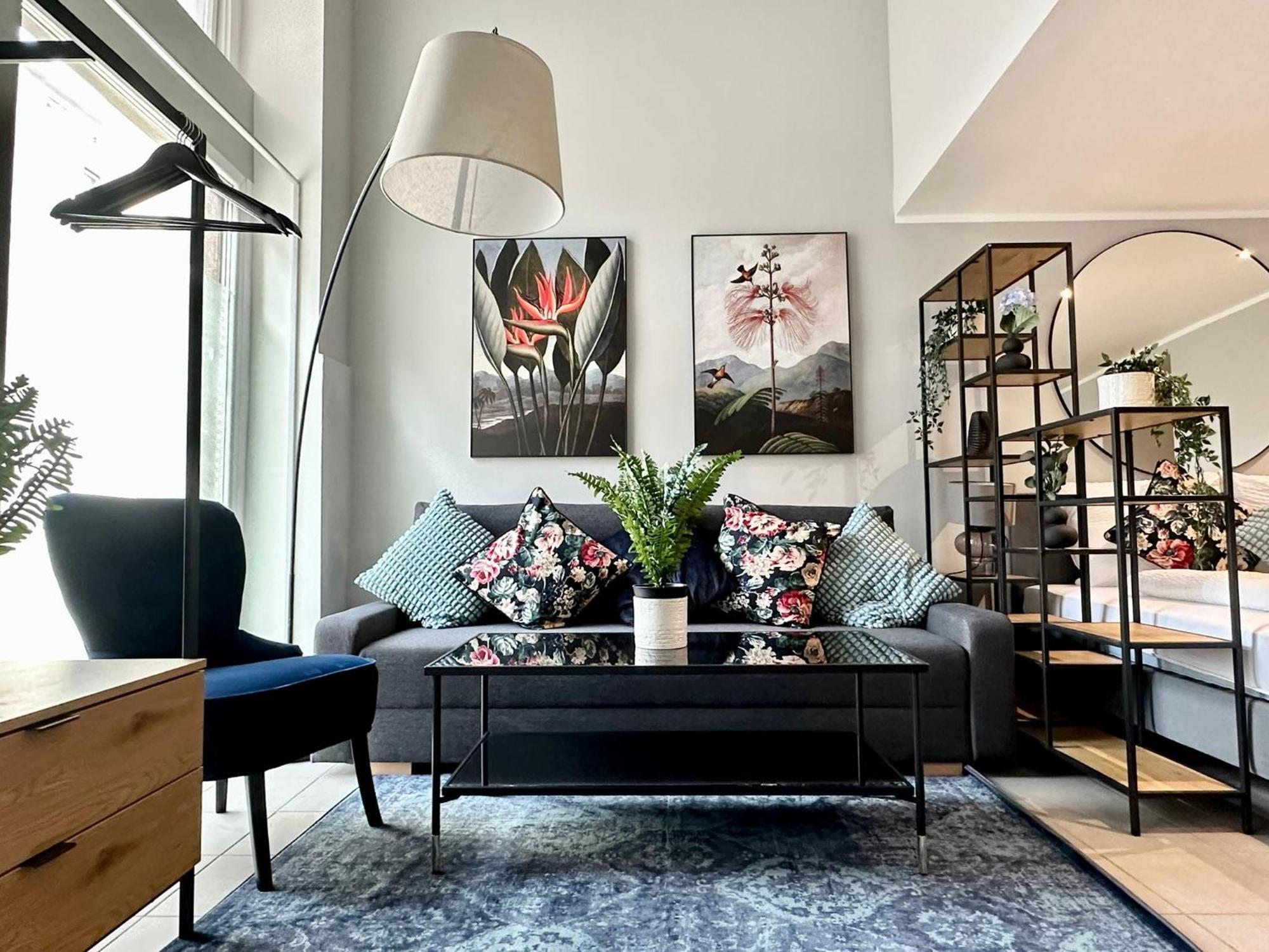 Apartment Apartment, Central, 2 Min To U4 *