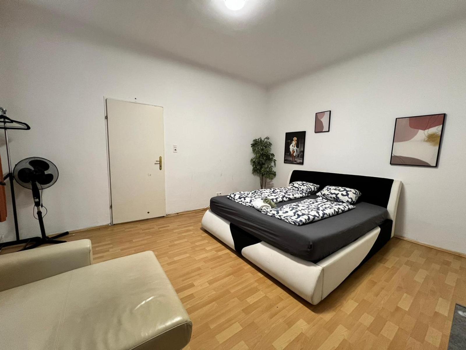 Apartment Sweet 1br Apartment, Enkplatz U3 15min To Center Vienna