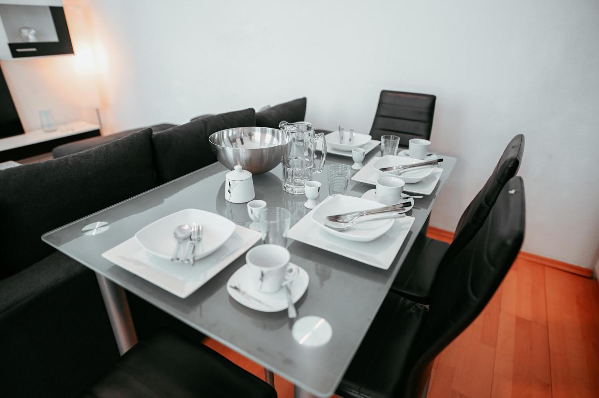 Raimond Ottakringer 10 * Wien
