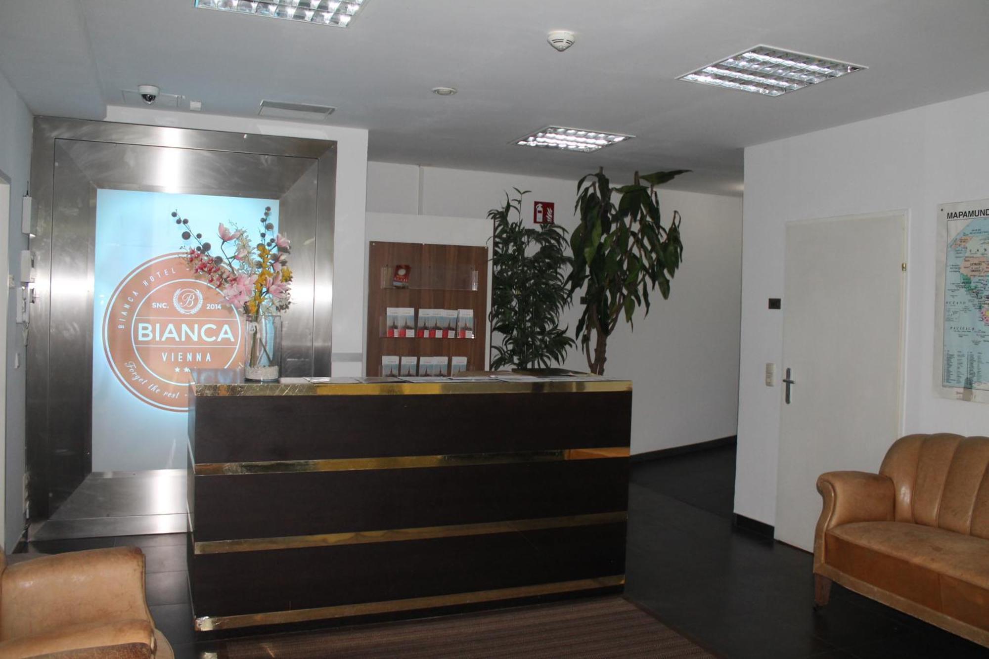 Favorite Studio By Nicole * Vienna