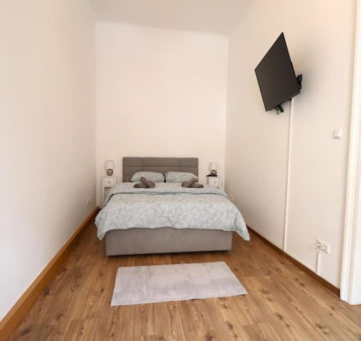 Apartment Default Tabor 57