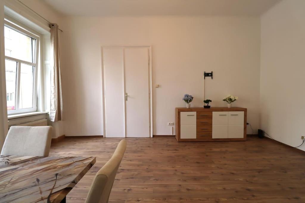 Default Tabor 57 Apartment