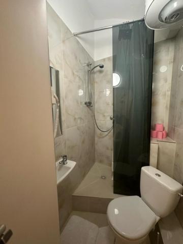 Apartment Datri Petite 8 *