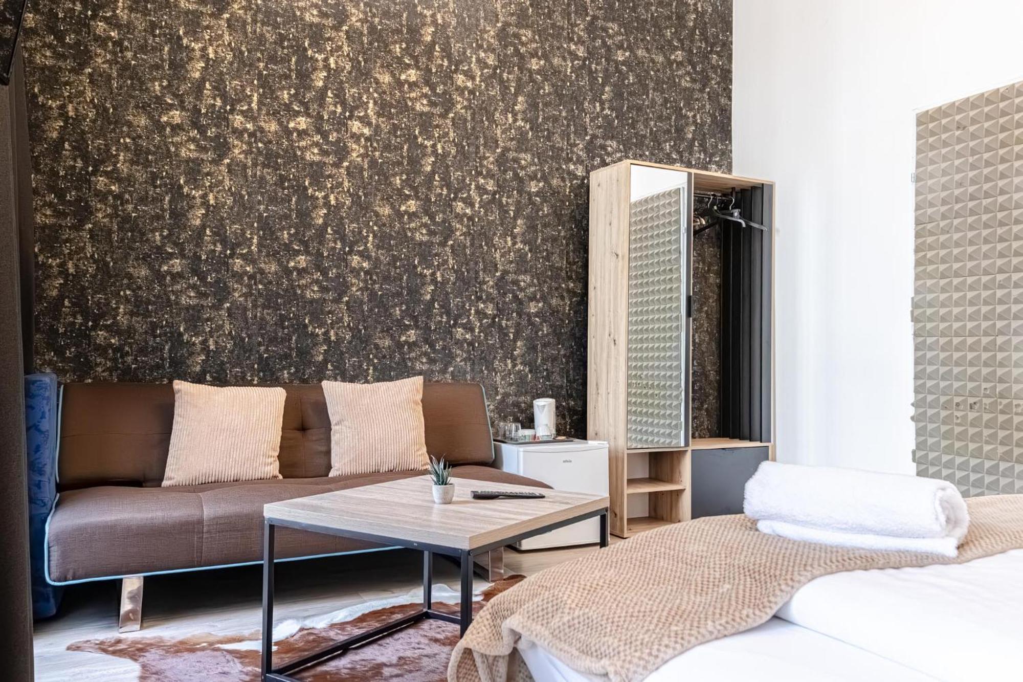 Mariahilfer Boutique - Virtual Reception & Self-checkin 2* Vienna