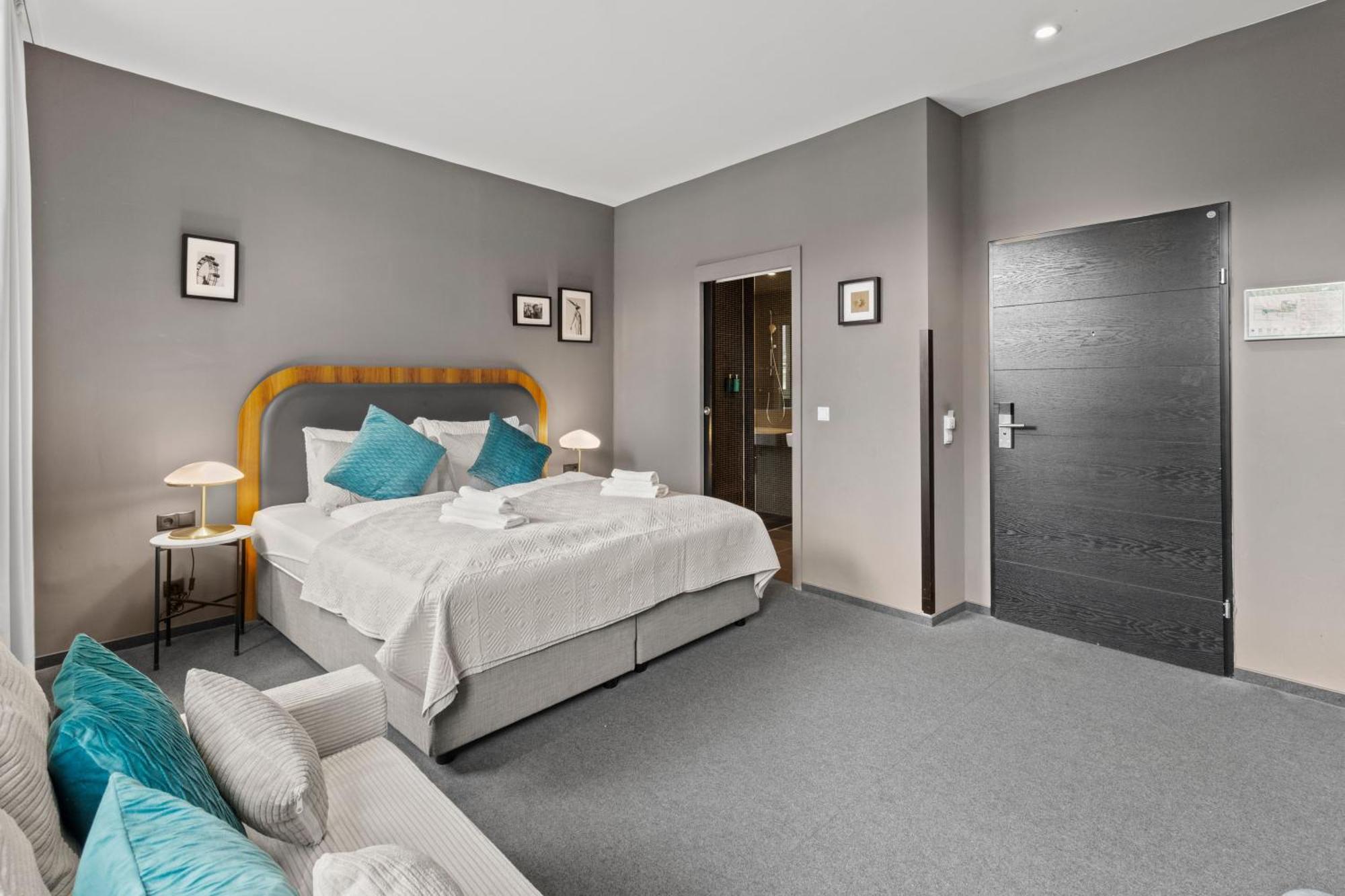 George Hotel 4*