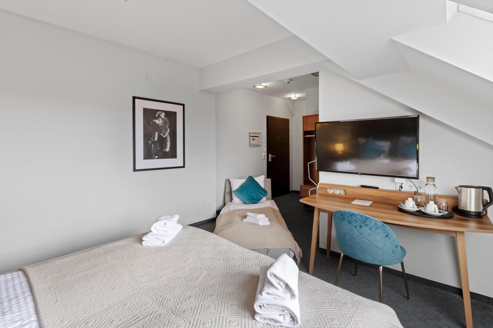 Hotel George 4*
