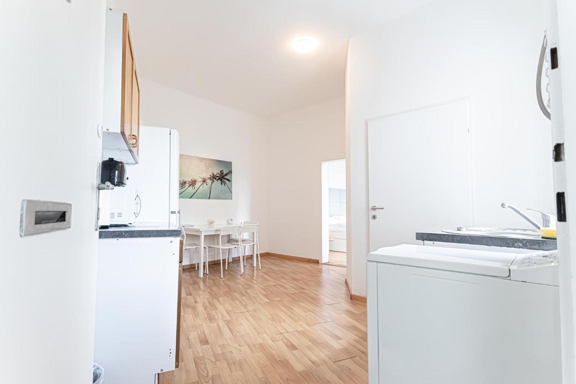 Apartment Lovely 1br U3 Proximity & Danube Canal, 3rd District