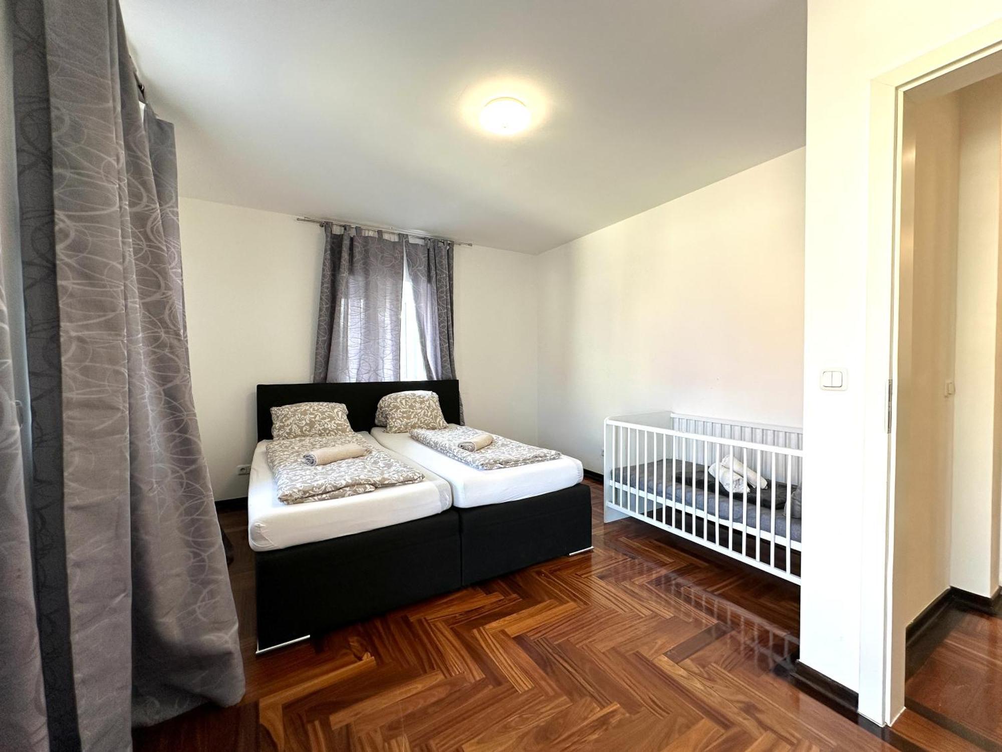 Villa Luxurious In A Quiet Area In