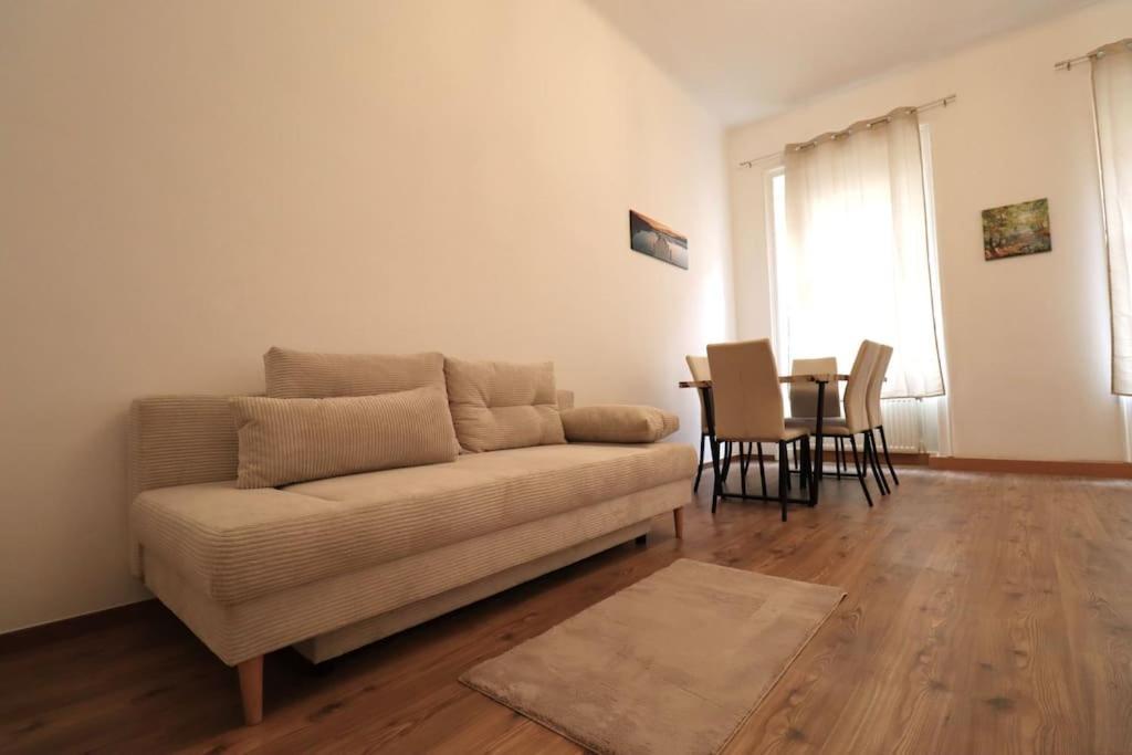 Default Tabor 57 * Vienna