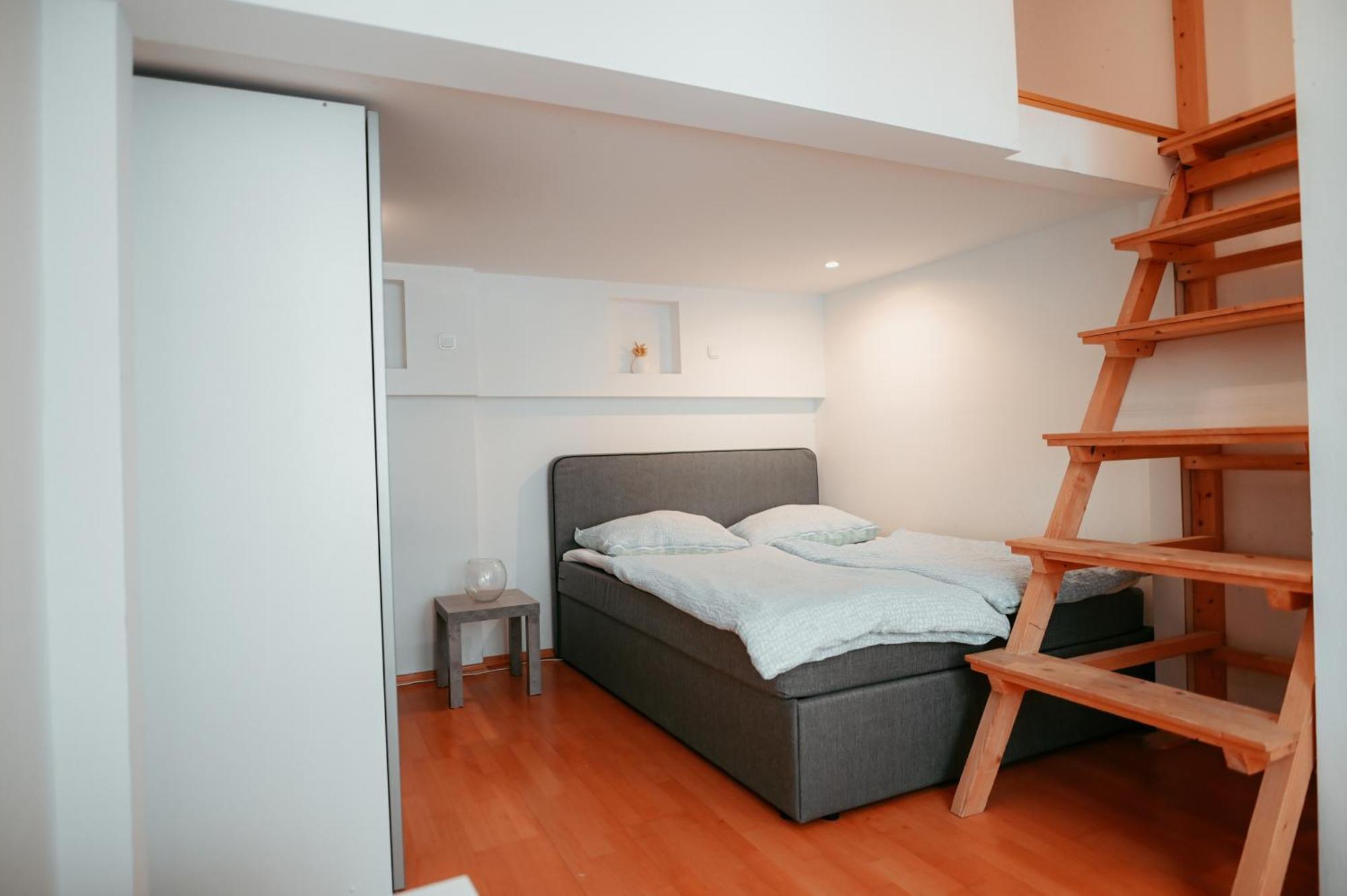 Apartment Raimond Ottakringer 10 *