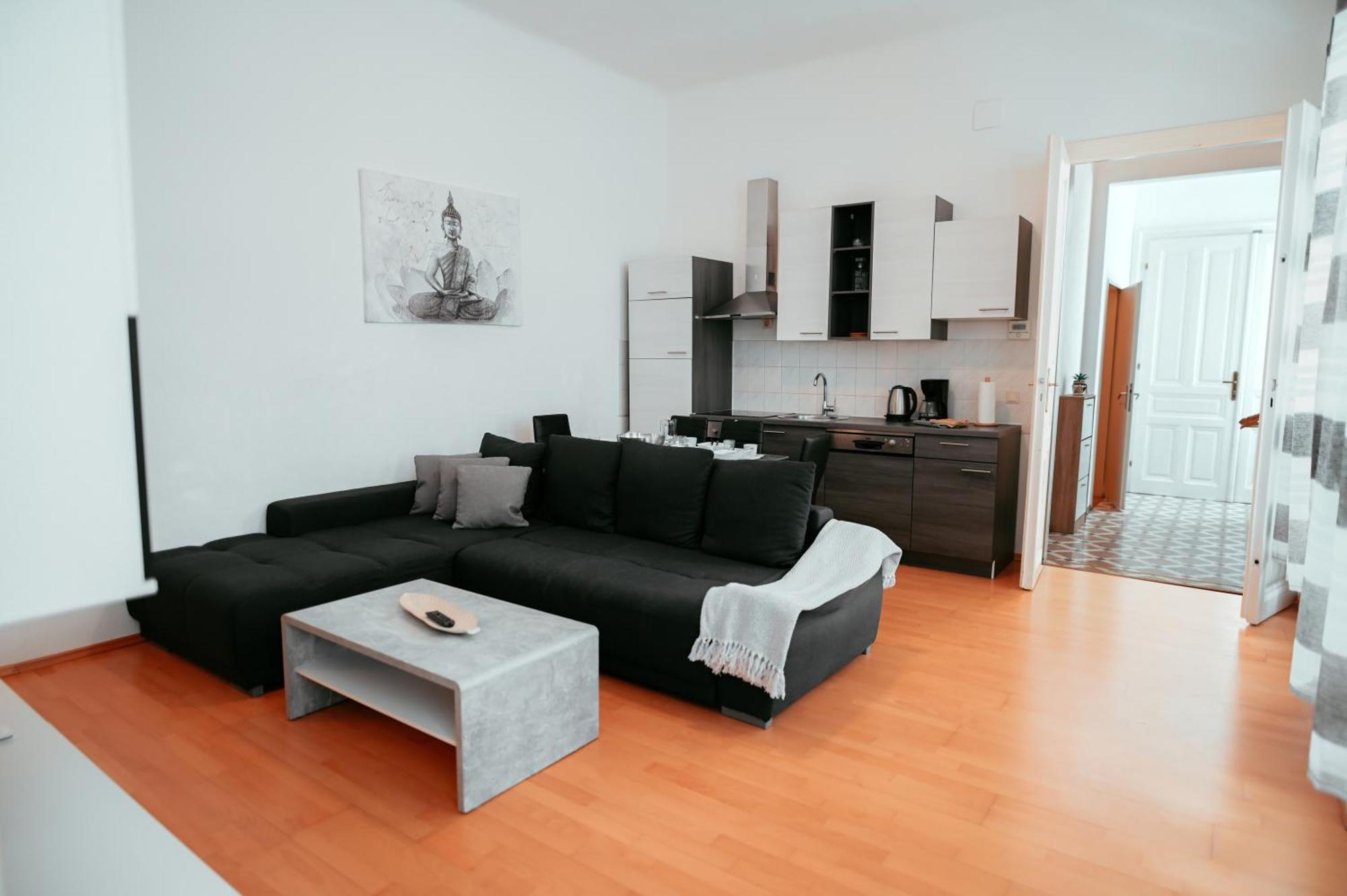 Raimond Ottakringer 10 Apartment