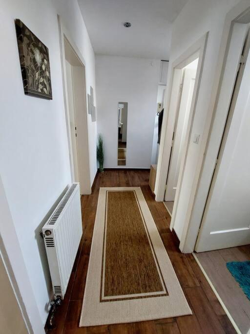 Modern 3 Bedroom Apartment Vienna