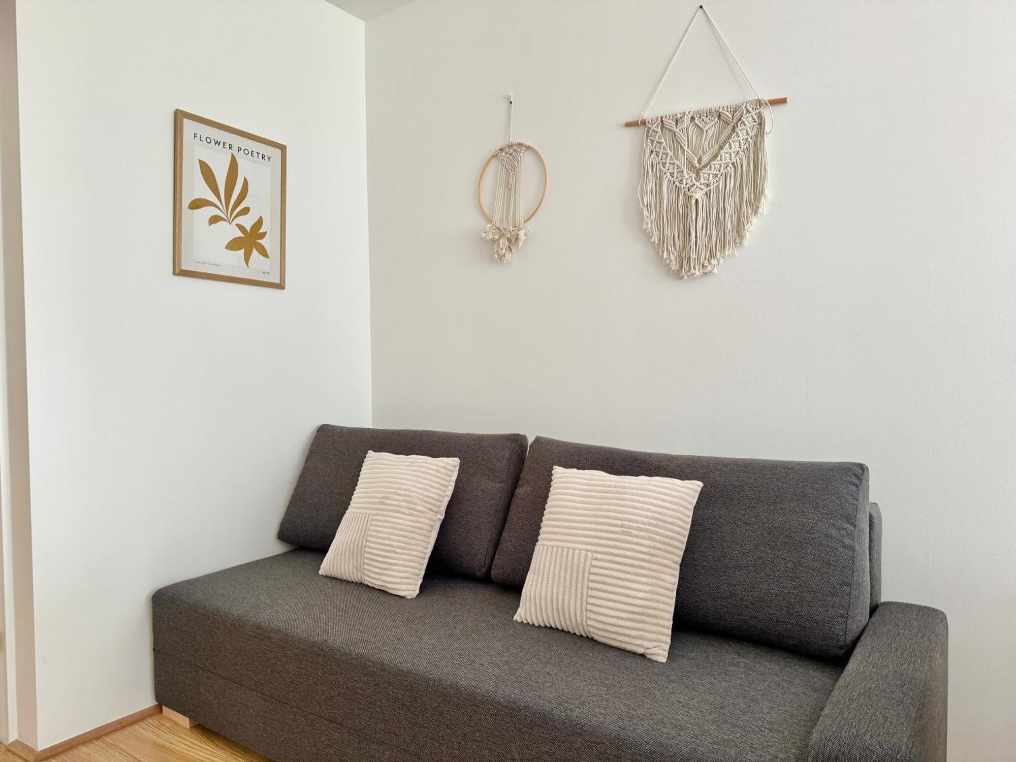 Modern Premium With Balcony Apartment Vienna