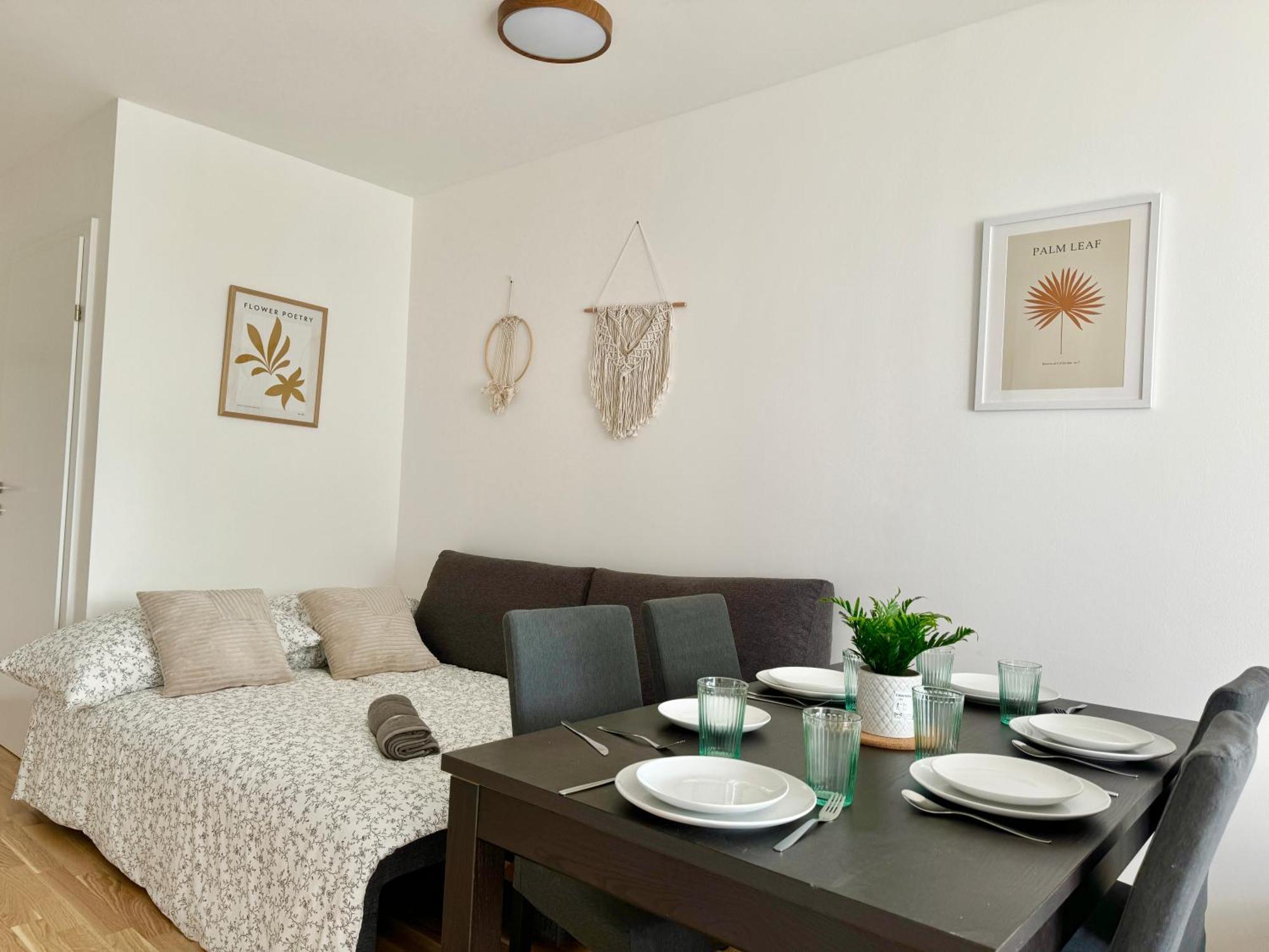 Modern Premium With Balcony *
