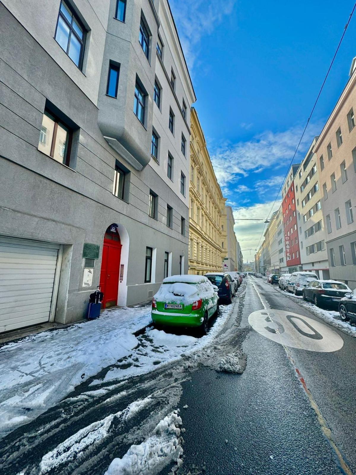 Ar Living & Apartamento Viena