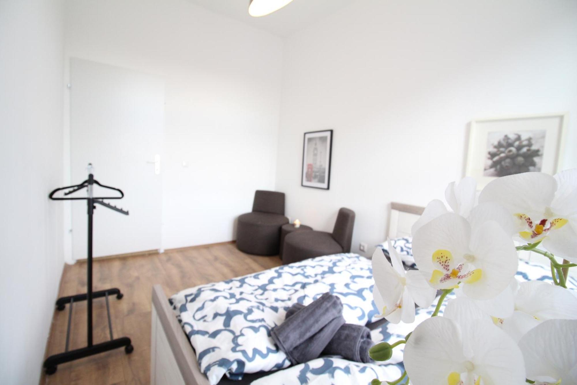 Spacious In Liesing Area Lv6 Apartment Vienna