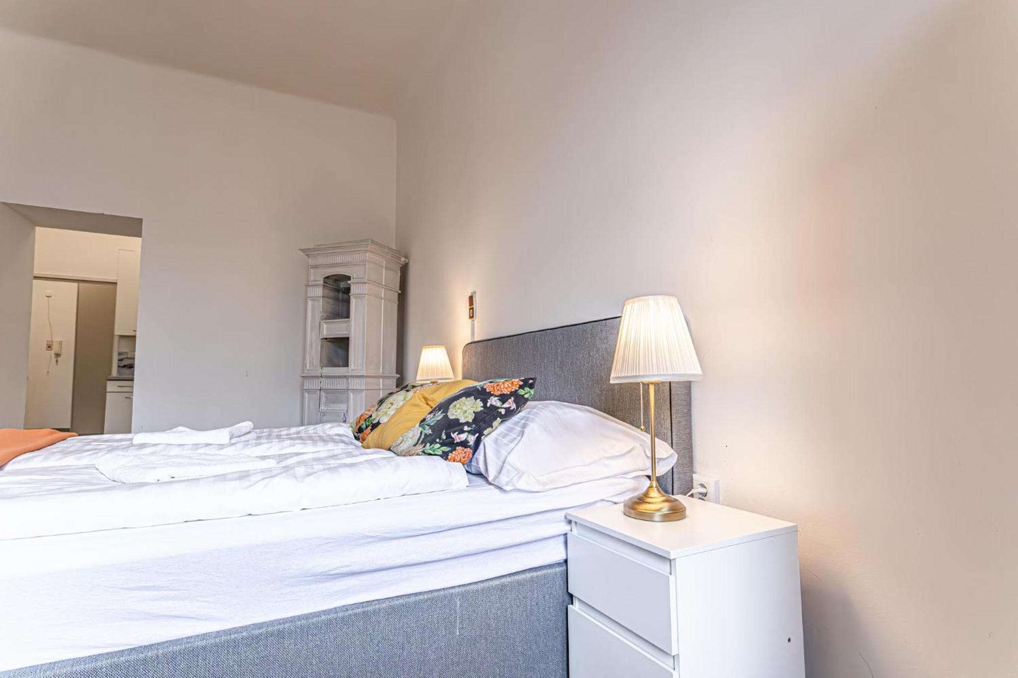 Appartamento Gorgeous 1br Near Akh Hospital *