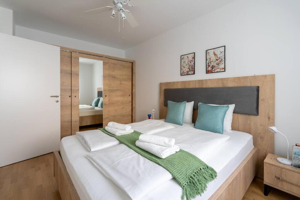 1br Excellence, Fast To Centre By Hm