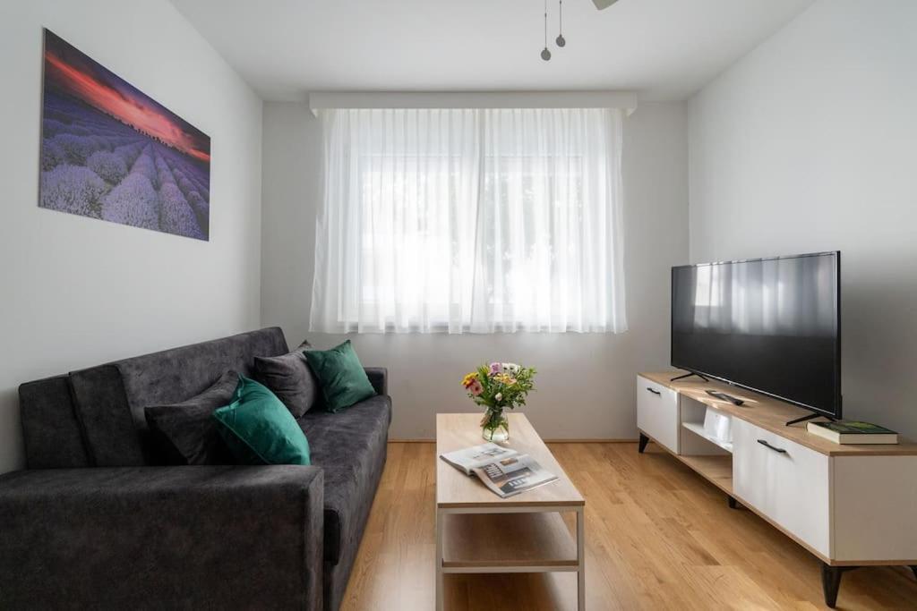 1br Haven With Swift Access By Hm Apartment *