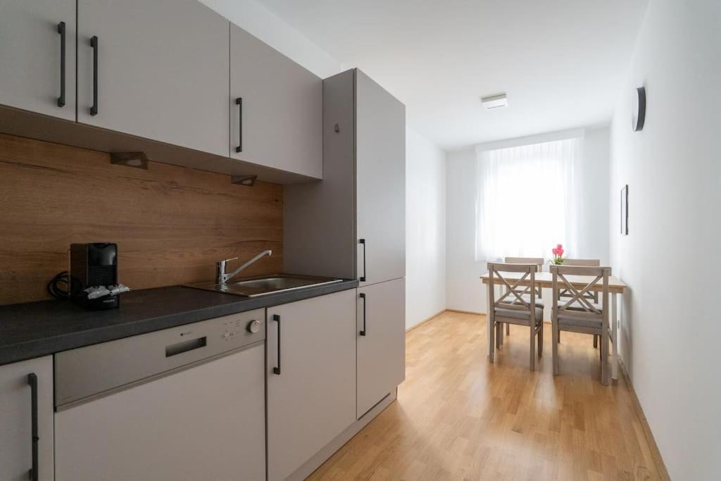 1br Haven With Swift Access By Hm * Vienna