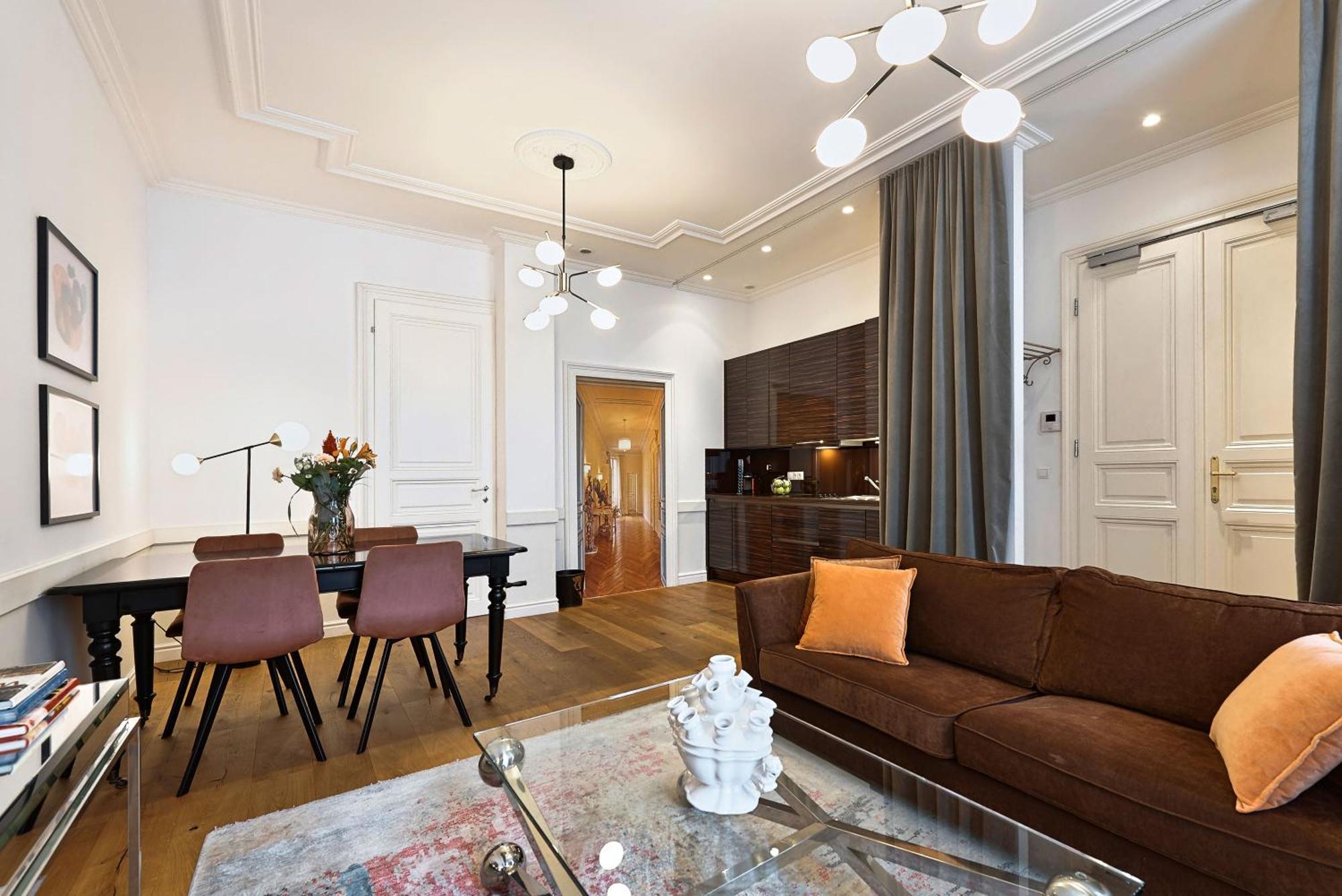 Apartamento 6 *