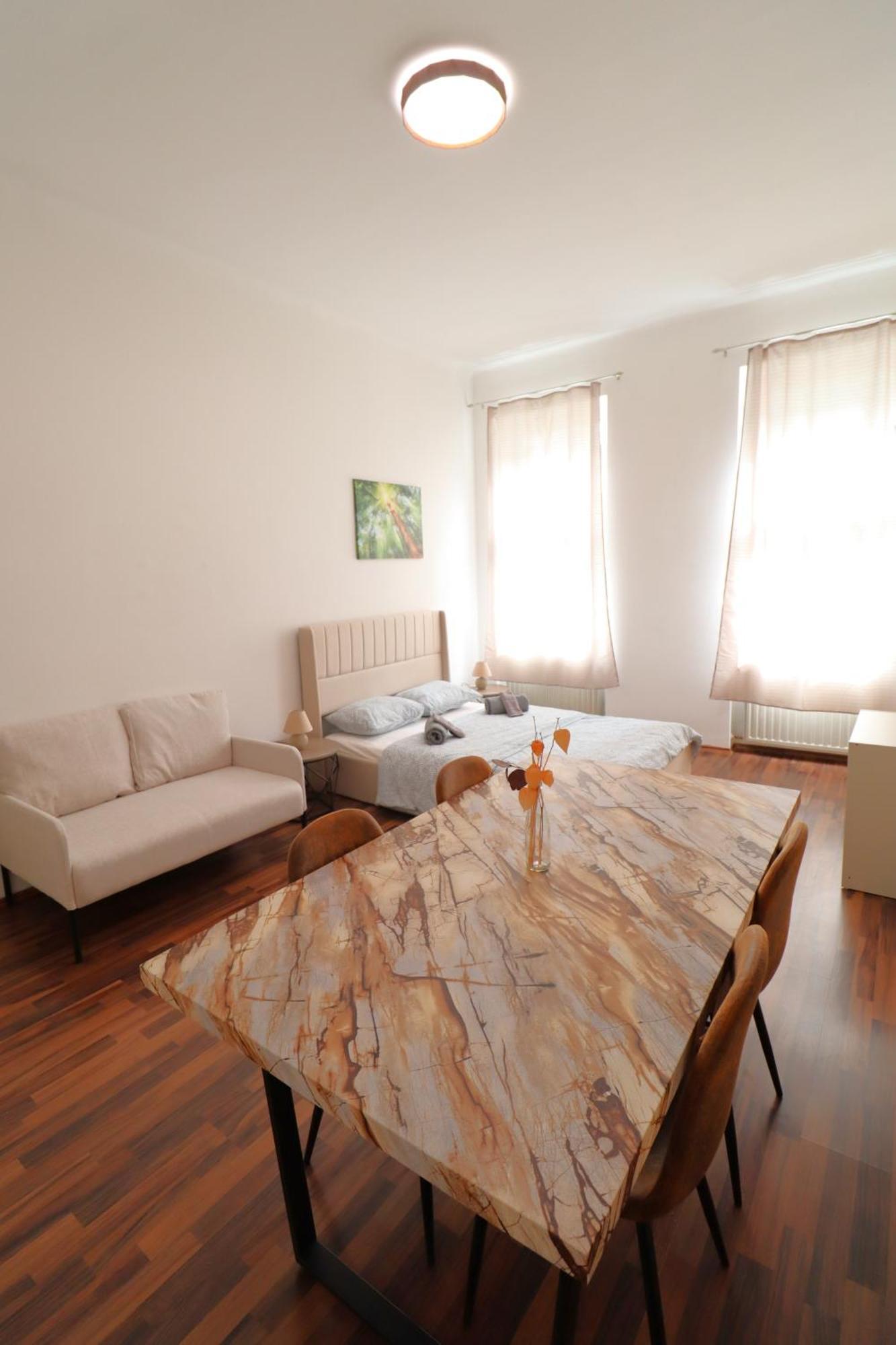 Apartment Cityplaza - 1020