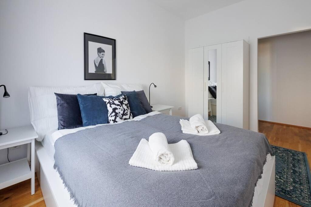 Apartment Modern Near Center - 2br, Netflix