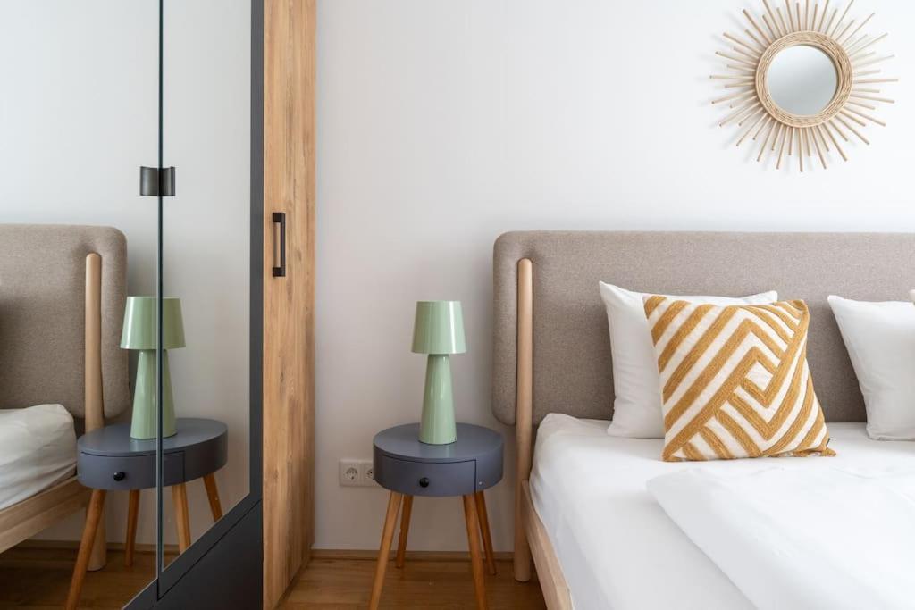 Hm • Sleek 1br With Balcony * Vienna