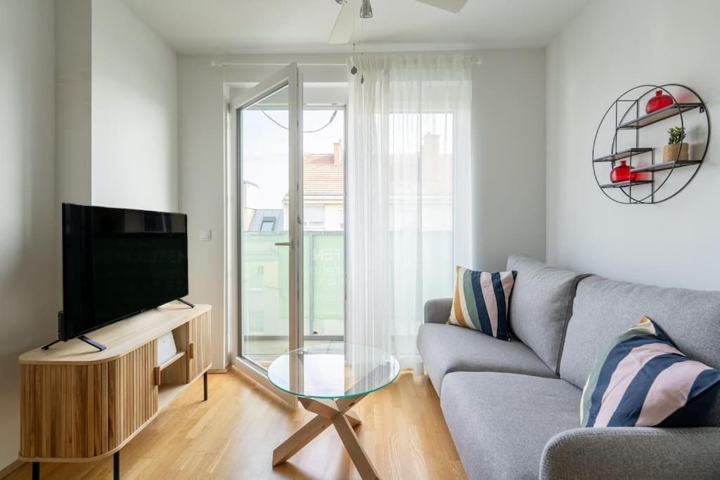 Apartment Quiet 1br Oasis, Fast Path By Hm *