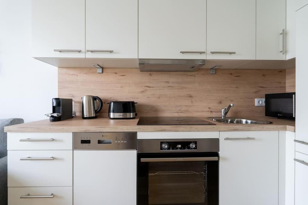 Quiet 1br Oasis, Fast Path By Hm Apartment *