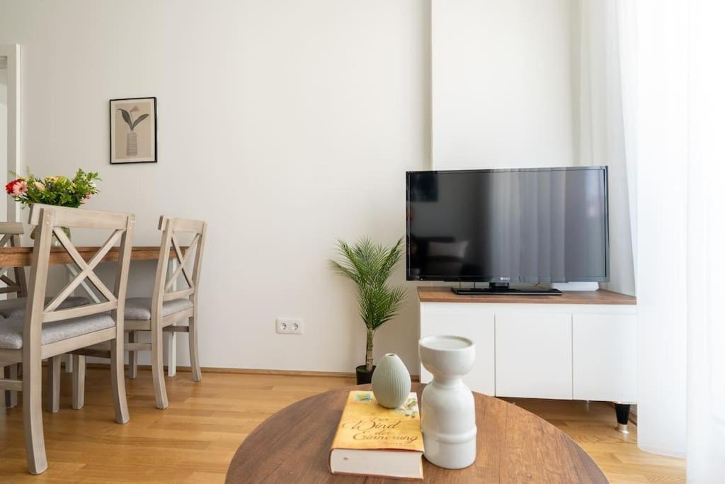 Trendy 1br, Direct Access By Hm Apartment *