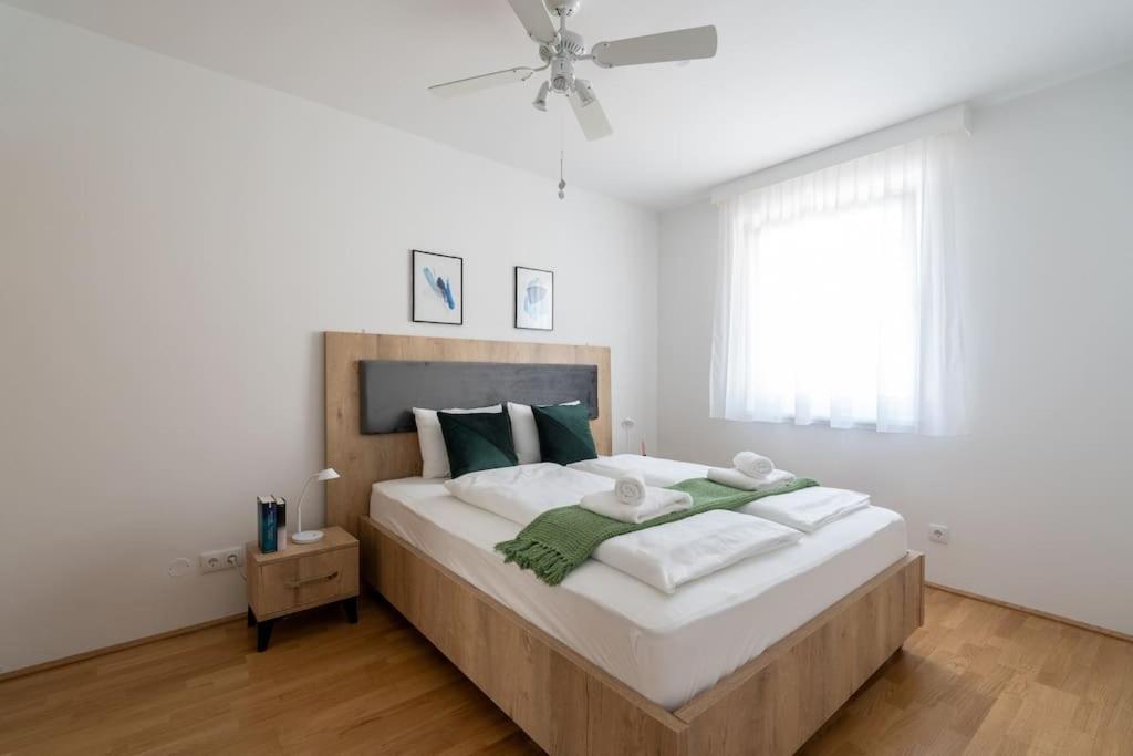 Trendy 1br, Direct Access By Hm * Vienna