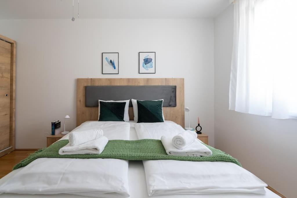 Trendy 1br, Direct Access By Hm Apartment *