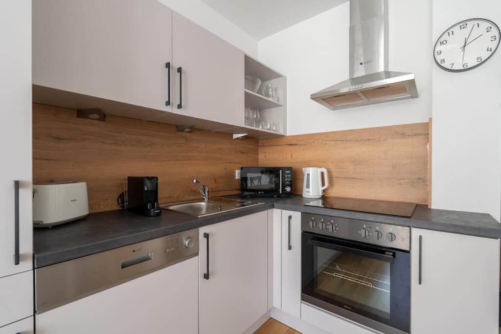 Trendy 1br, Direct Access By Hm * Vienna