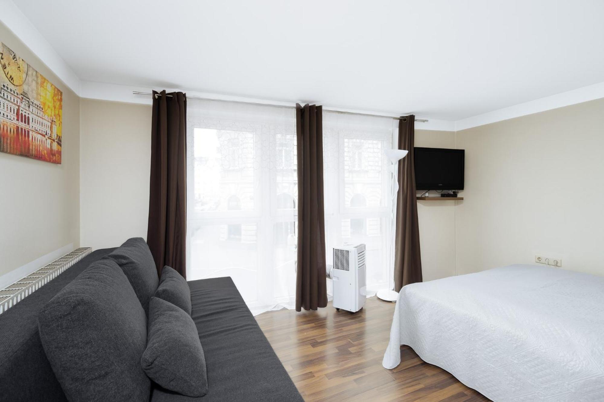 Karmeliter Flat | Contactless Check-in *