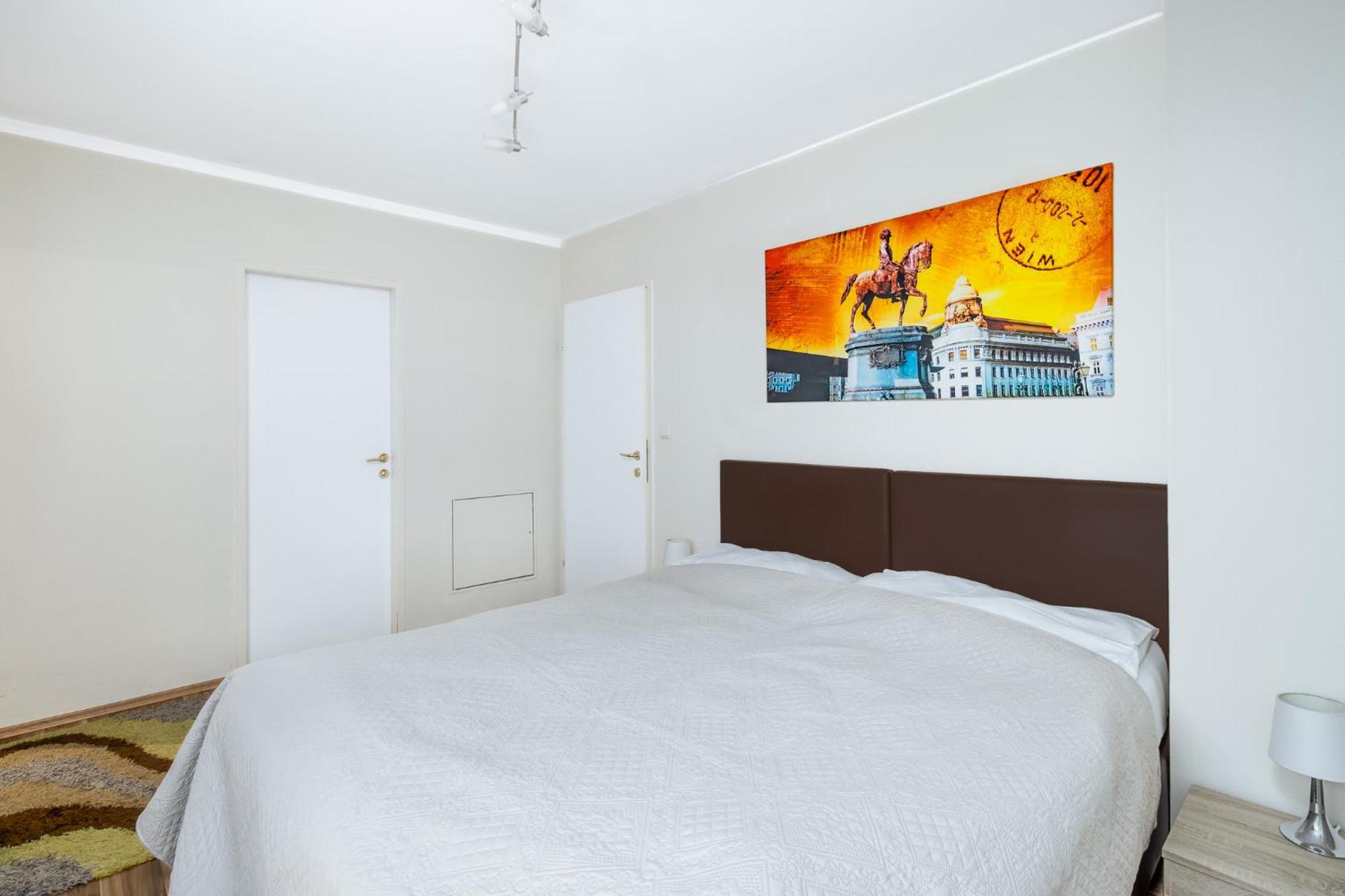 Karmeliter Flat | Contactless Check-in Apartamento *