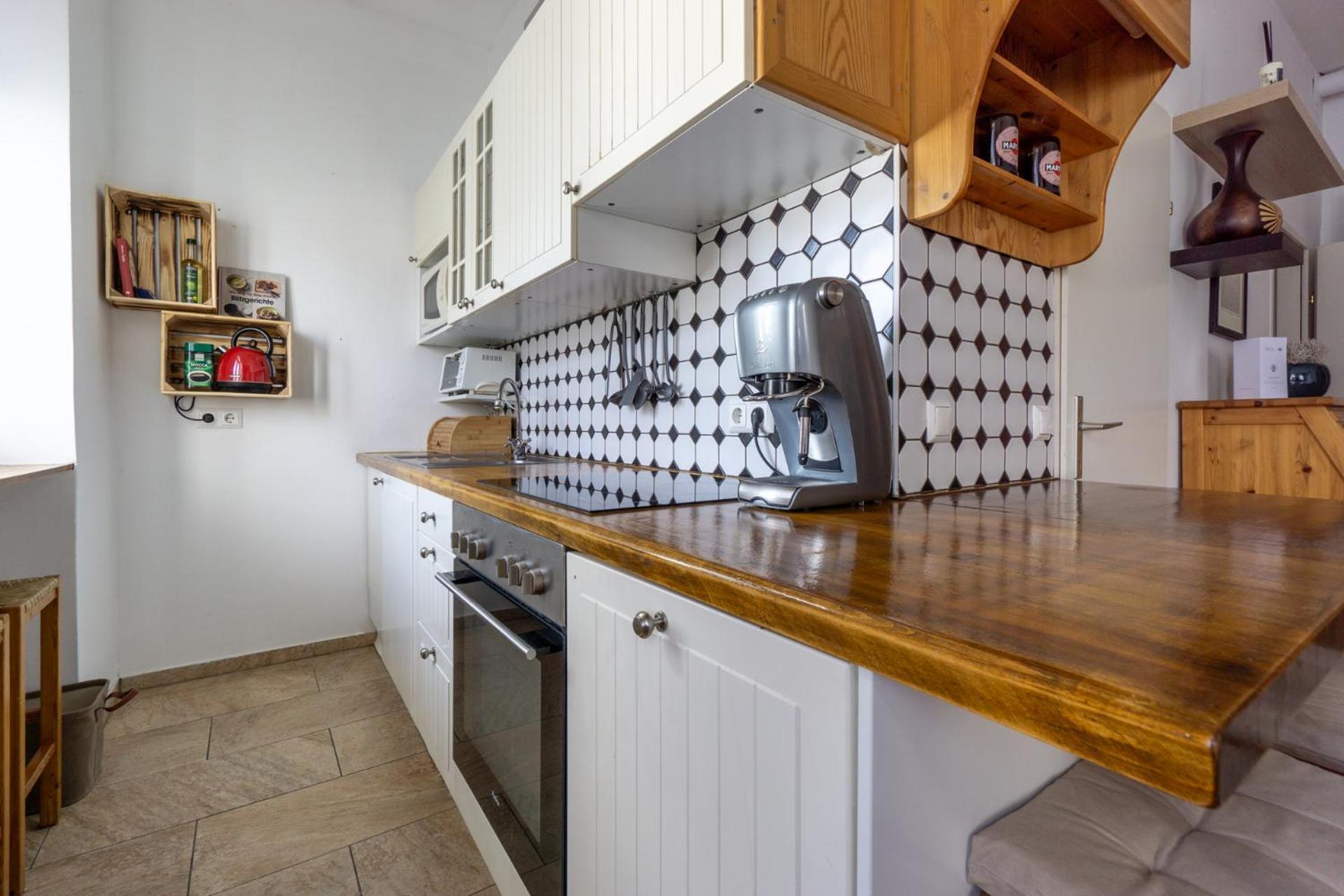 Next To Stadthalle & Westbahnhof * Wien