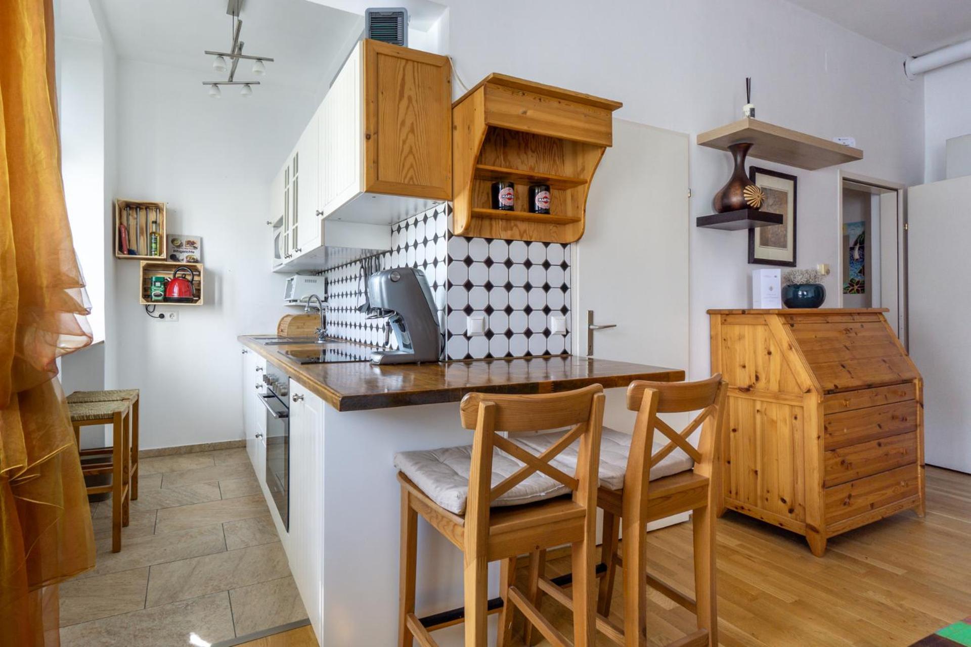Next To Stadthalle & Westbahnhof Apartment *