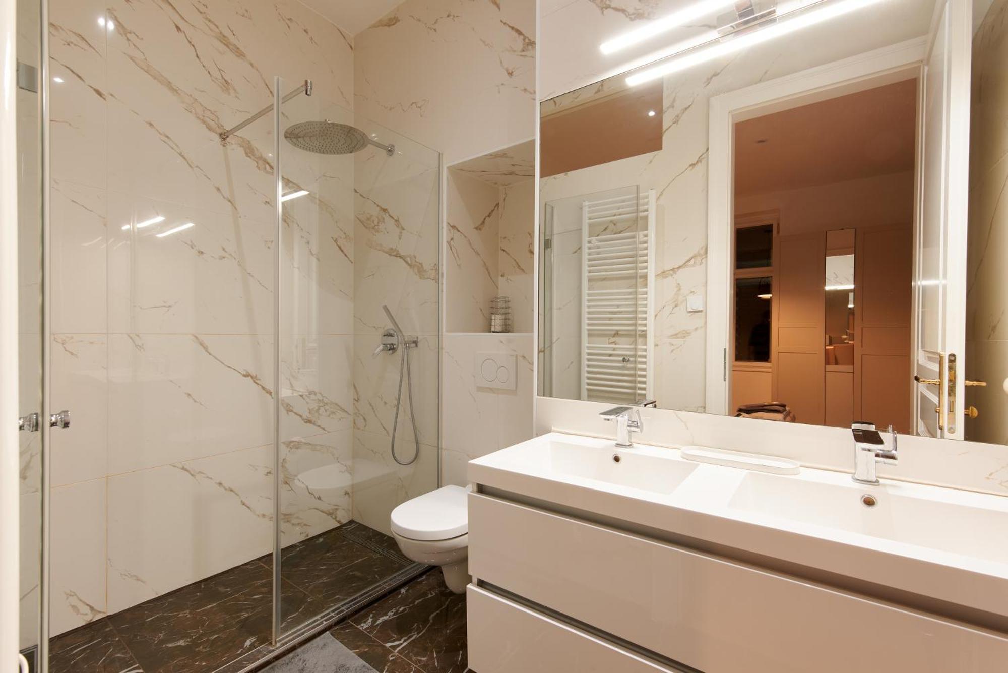 Designer In The Center Apartamento Viena