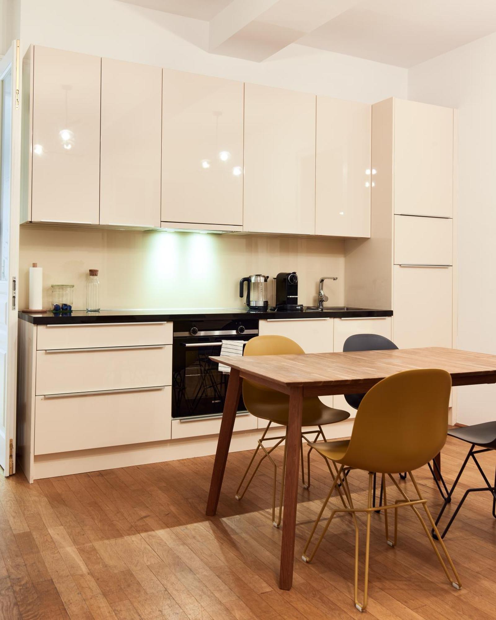 Apartment Designer In The Center *