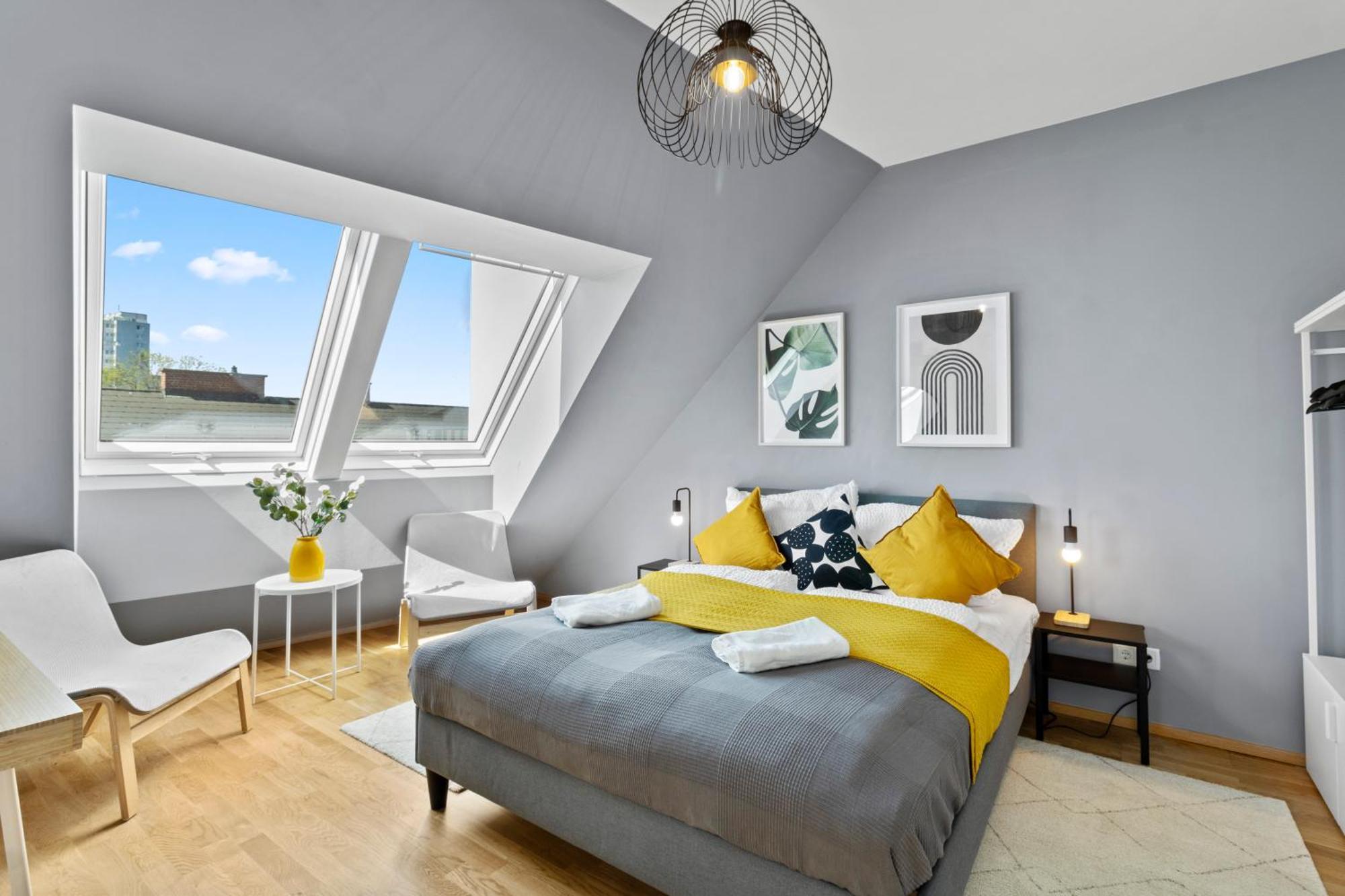Paid Parking - 1 Minute To Public Transport - 3 Min To Supermarket And Pharmacy Apartment