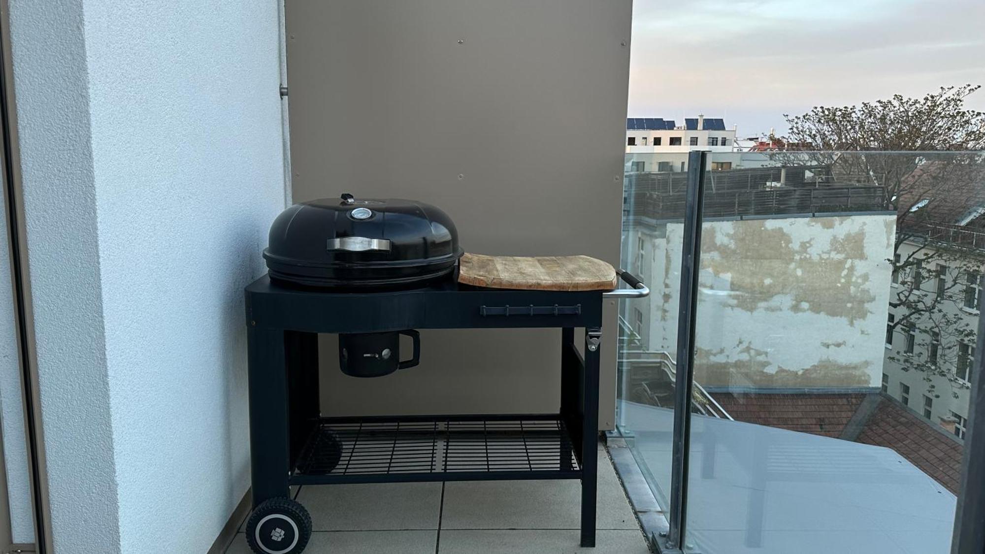 Wiener Schloss Wilhelminen 360° Views Apartment Wien