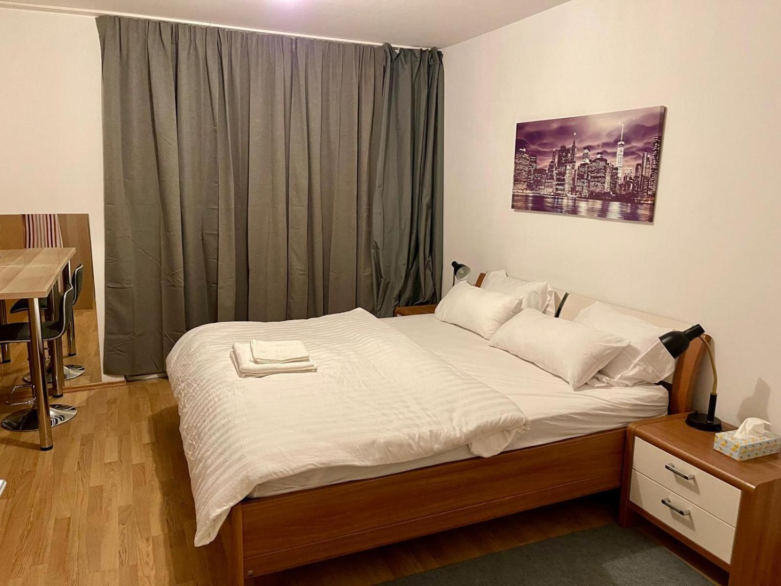 Apartment Spacious 1br With Balcony Above Citygate Shopping Complex With Metro Access Vienna