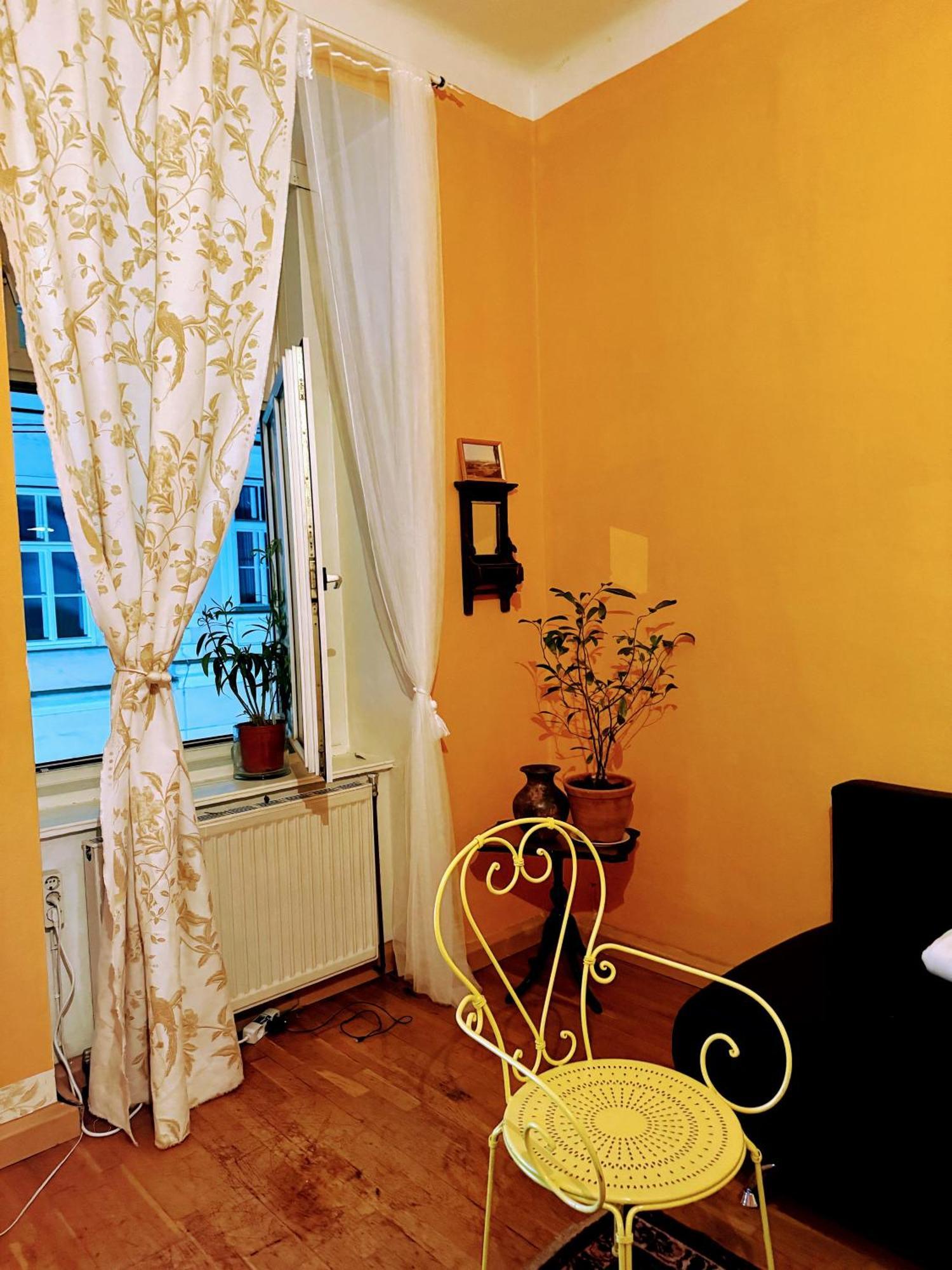 Apartment The Place To Be 2 