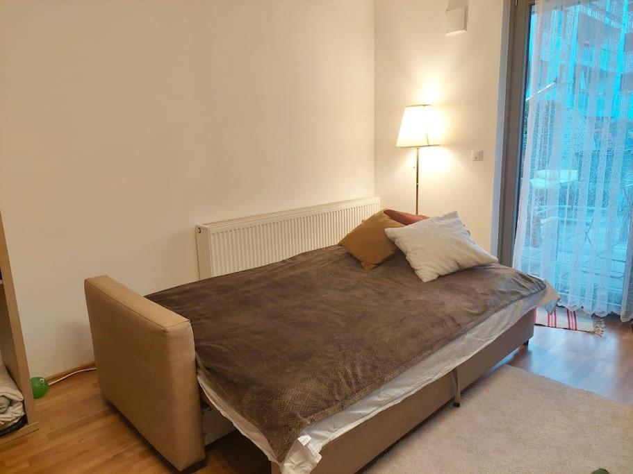 With Garden Near Schoenbrunn - 10 Min To Center Apartment