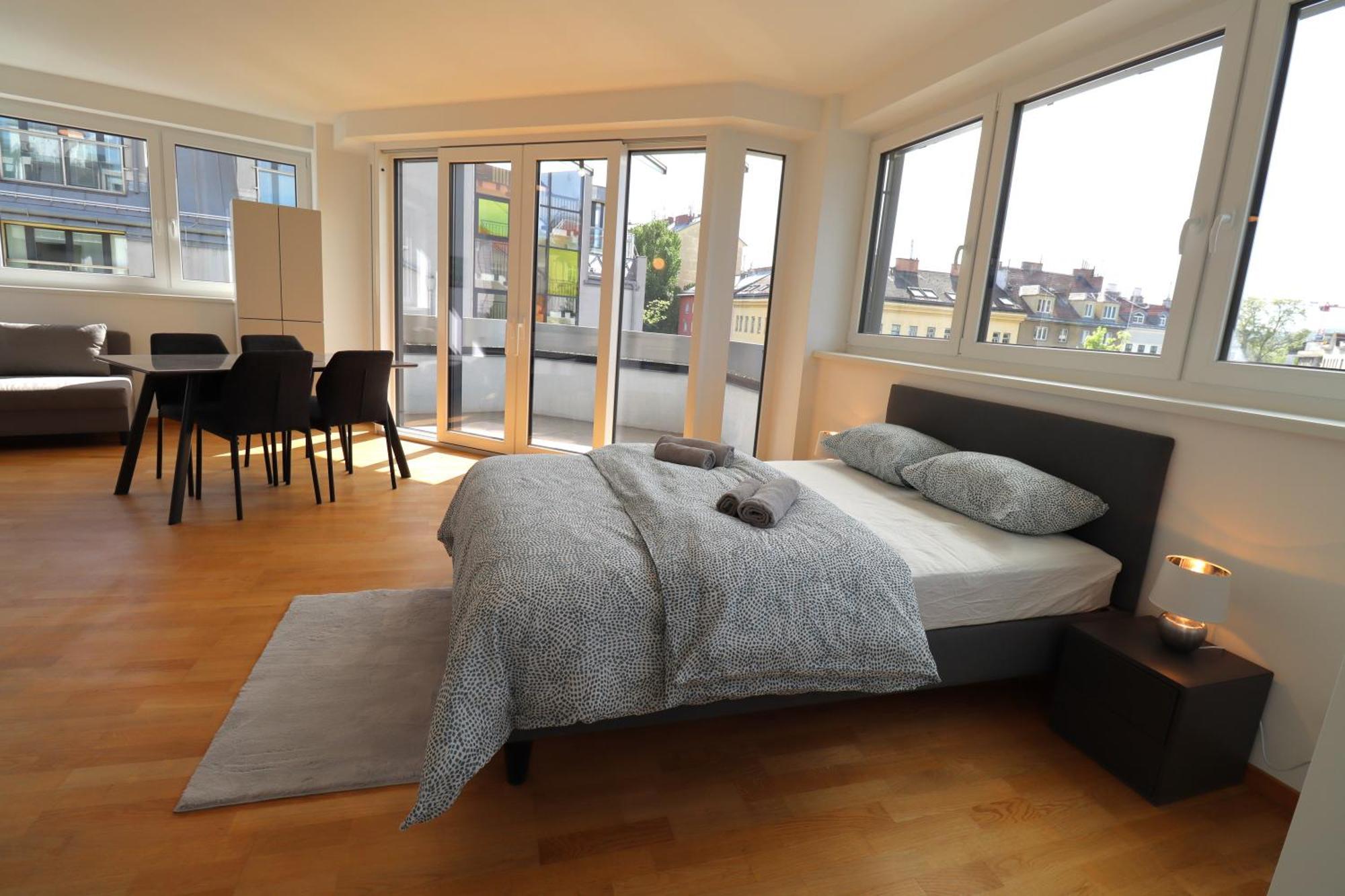 Apartment Wohnflair Mit Balkon T25 *