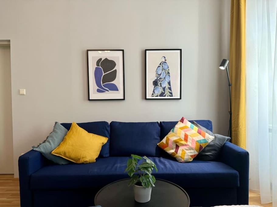 5 Bedroom I Winter Garden I Near Metro Vienna